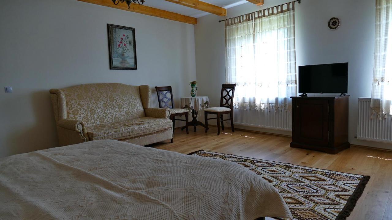 Pensiunea Valea Muntelui Birsana Экстерьер фото
